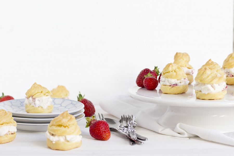 Strawberry filled choux pastry | LOOK WHAT I MADE ...