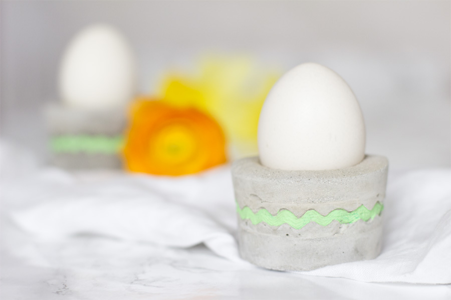 DIY concrete egg cups | LOOK WHAT I MADE ...