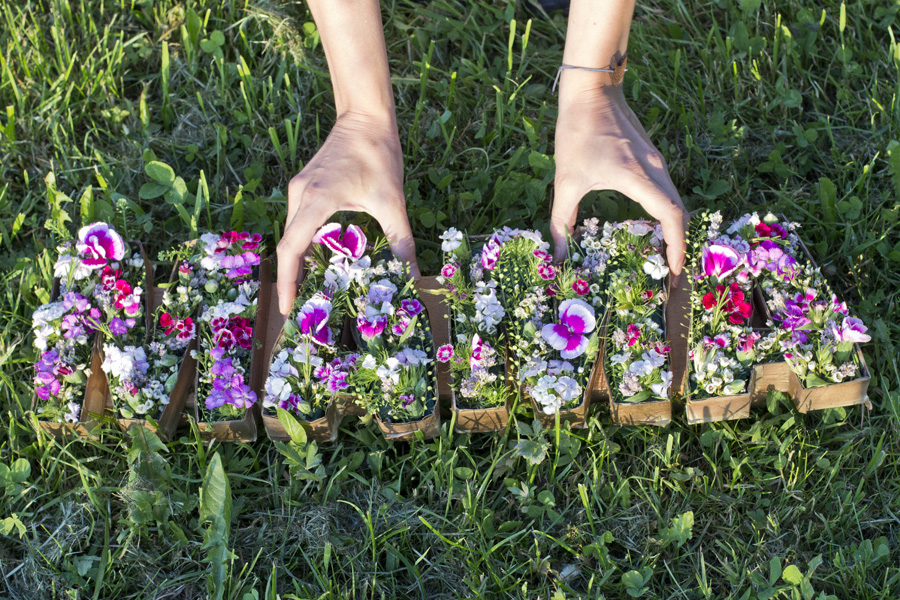 Handmade Mother's Day flower arrangement as present | LOOK WHAT I MADE ...