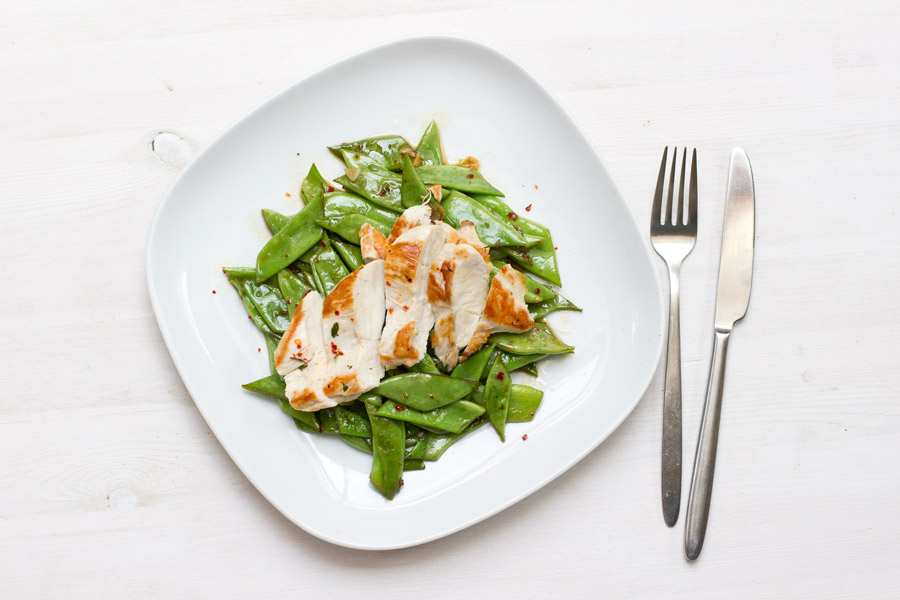 Quick (home) office lunch: roasted chicken with asian broad beans