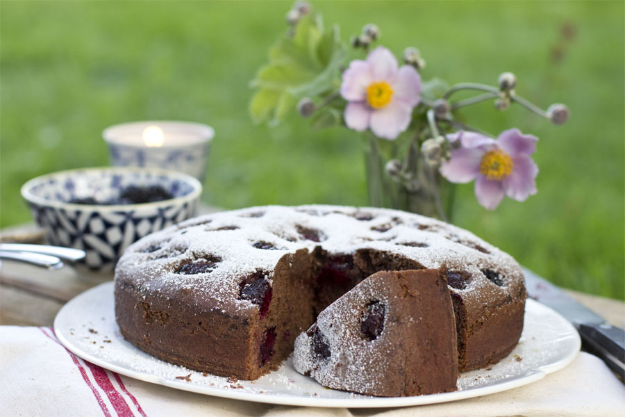 Blackberry chocolate cake recipe | LOOK WHAT I MADE ...