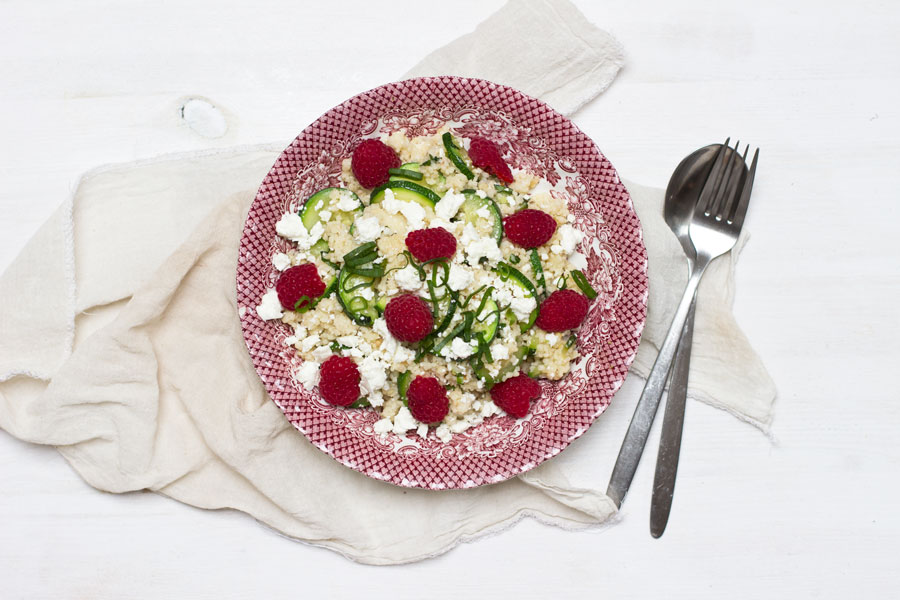 Home Office Lunch: couscous with zucchini, raspberry and feta
