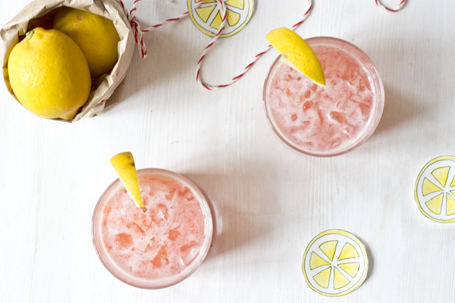 Fresh lemon strawberry juice | LOOK WHAT I MADE ...