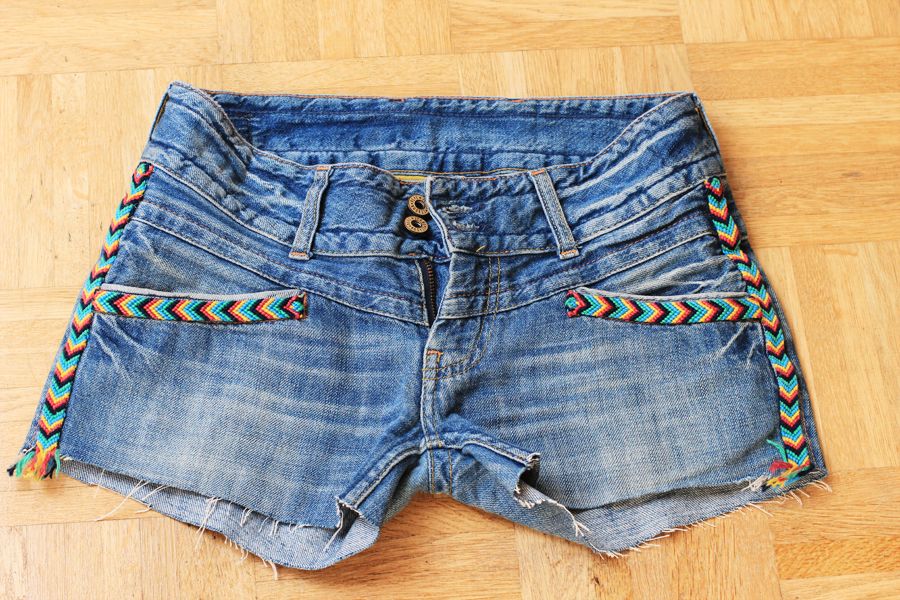 jeans_short_chevron_application