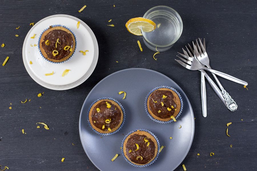 coffee-hazelnut-chocolate-cupcake-from-above