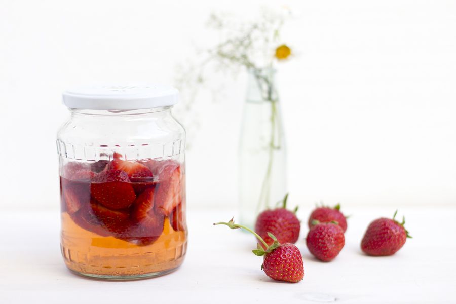 strawberry-infused-vinegar-recipe