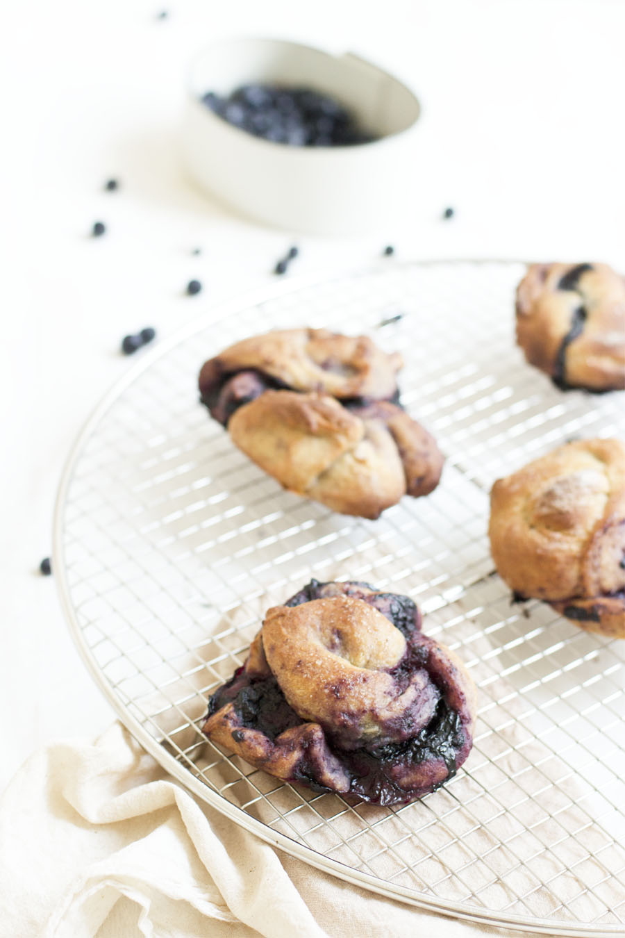 Saffron blueberry bun knots | LOOK WHAT I MADE ...