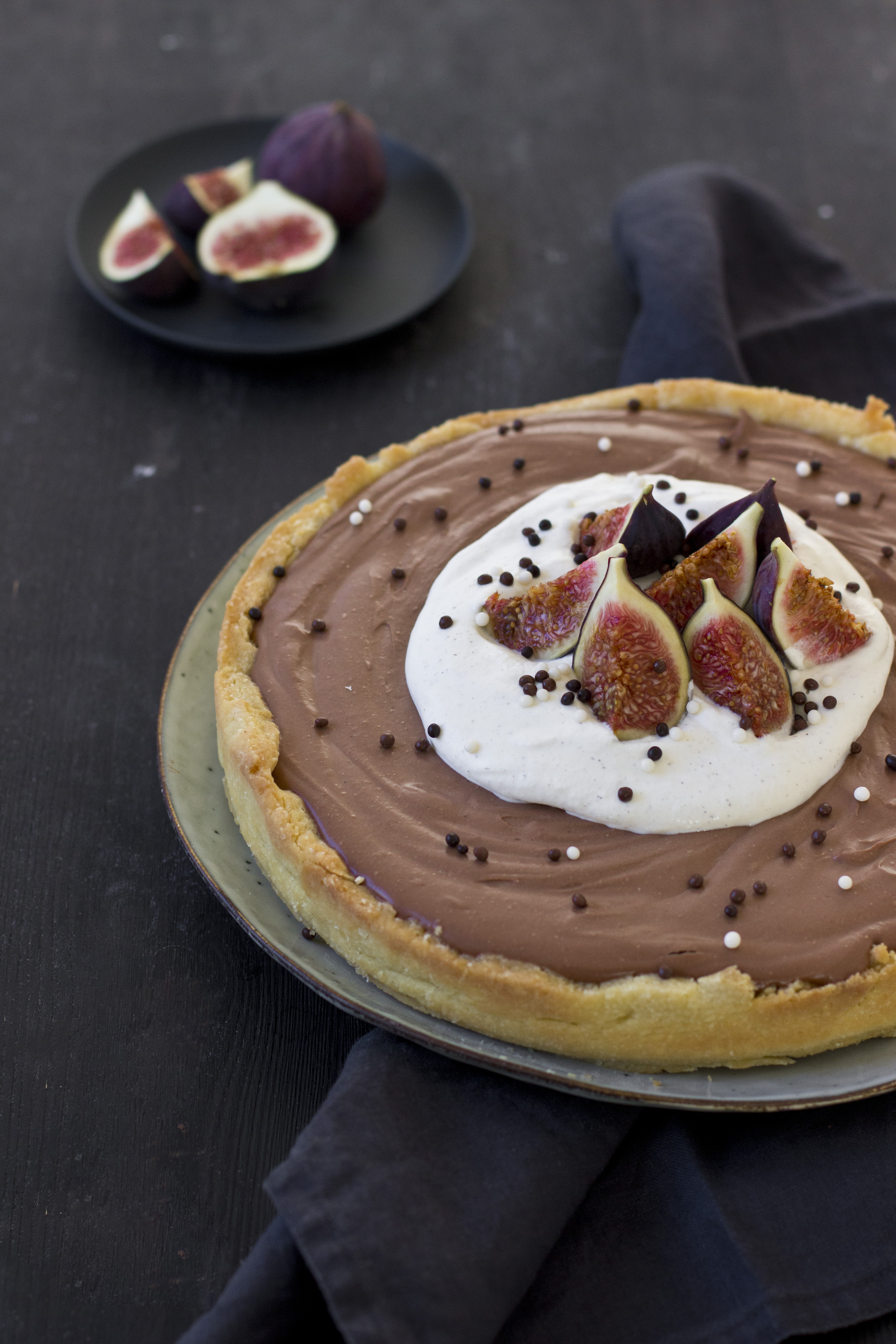 Nougat cream cheese tart with fresh figs | LOOK WHAT I MADE ...