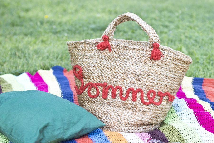 DIY embroidered beach bag | LOOK WHAT I MADE ...