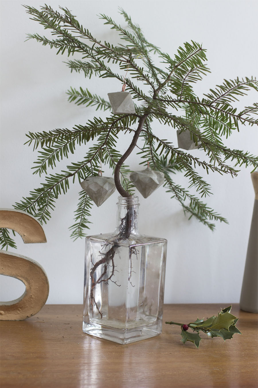 Concrete christmas tree hangers DIY | LOOK WHAT I MADE ...