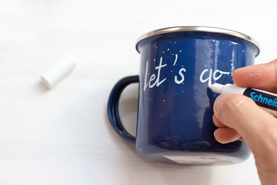 Get into the camping spirit with this DIY enamel camping cup.