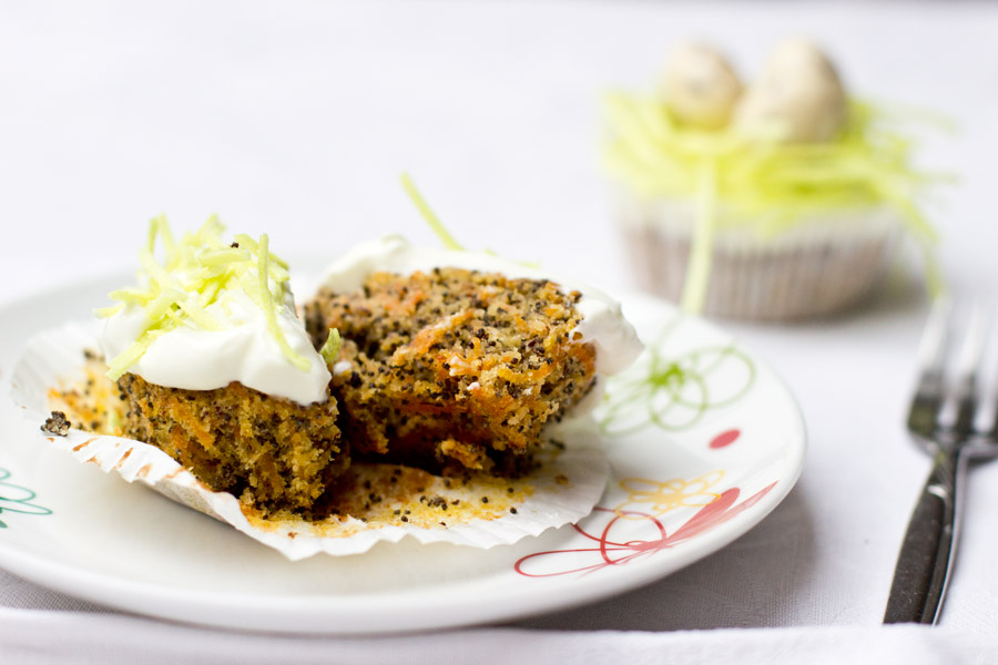 easter-carrot-muffin-cut-open