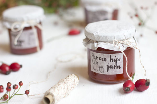 Rose hip jam recipe | LOOK WHAT I MADE ...