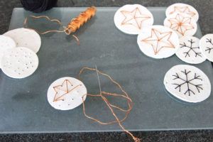 DIY embroidered clay Christmas hangers | LOOK WHAT I MADE ...