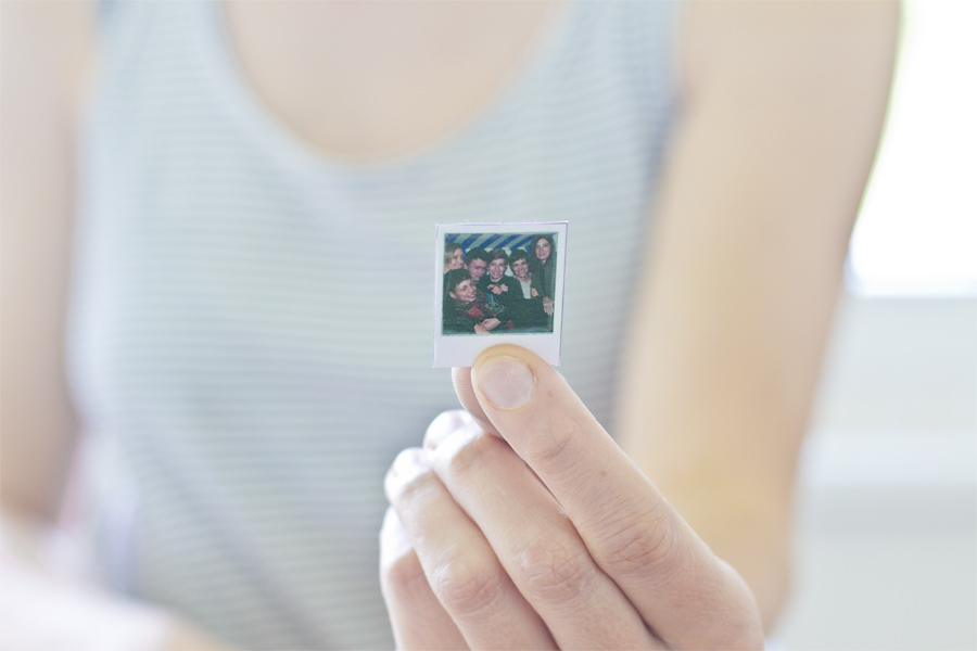 DIY Mini Frame Magnets