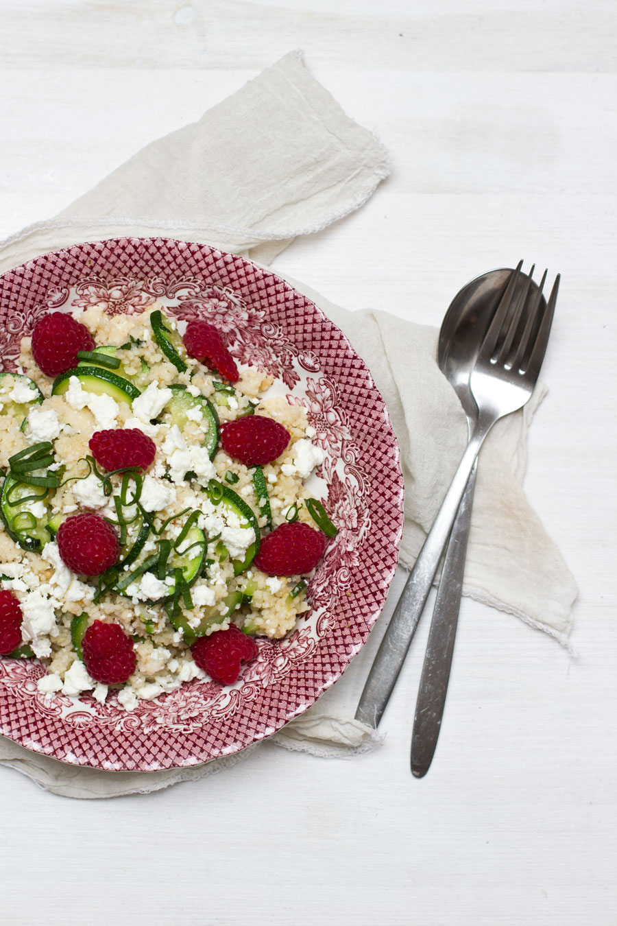 Home Office Lunch: couscous with zucchini, raspberry and feta