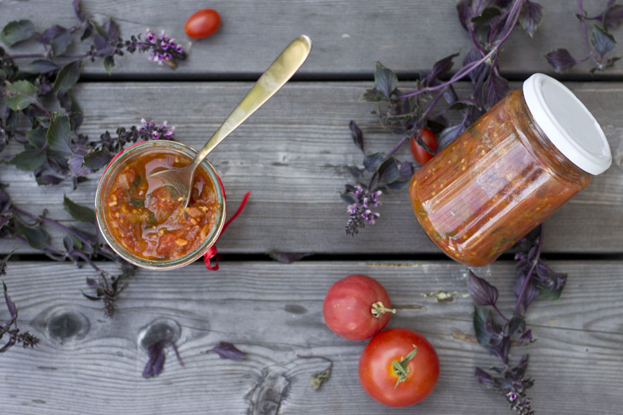 Homemade canned tomato sauce recipe | LOOK WHAT I MADE ...
