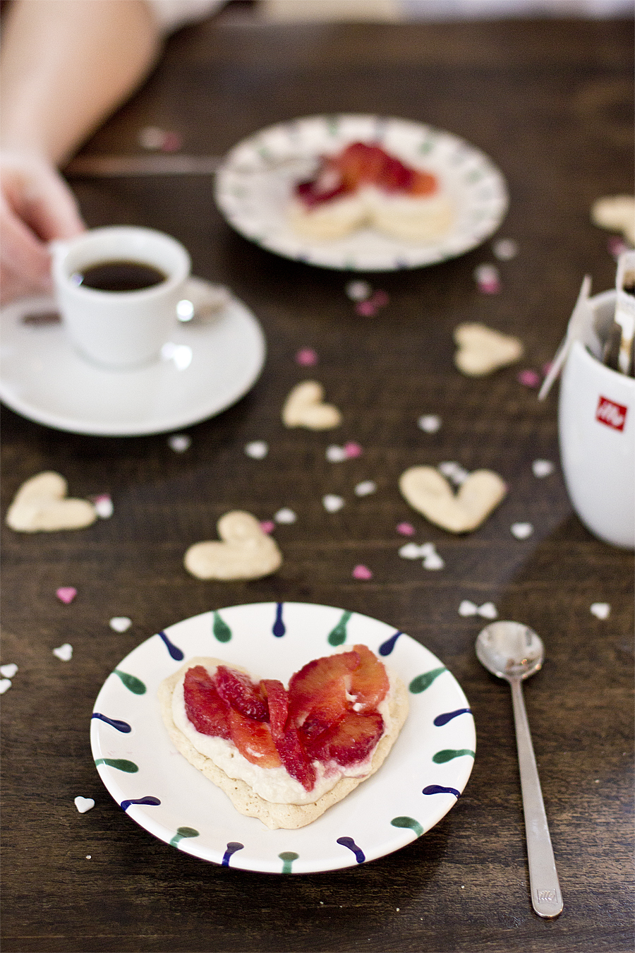 Valentine's Day dessert idea: Coffee meringue with blood oranges | LOOK WHAT I MADE ...