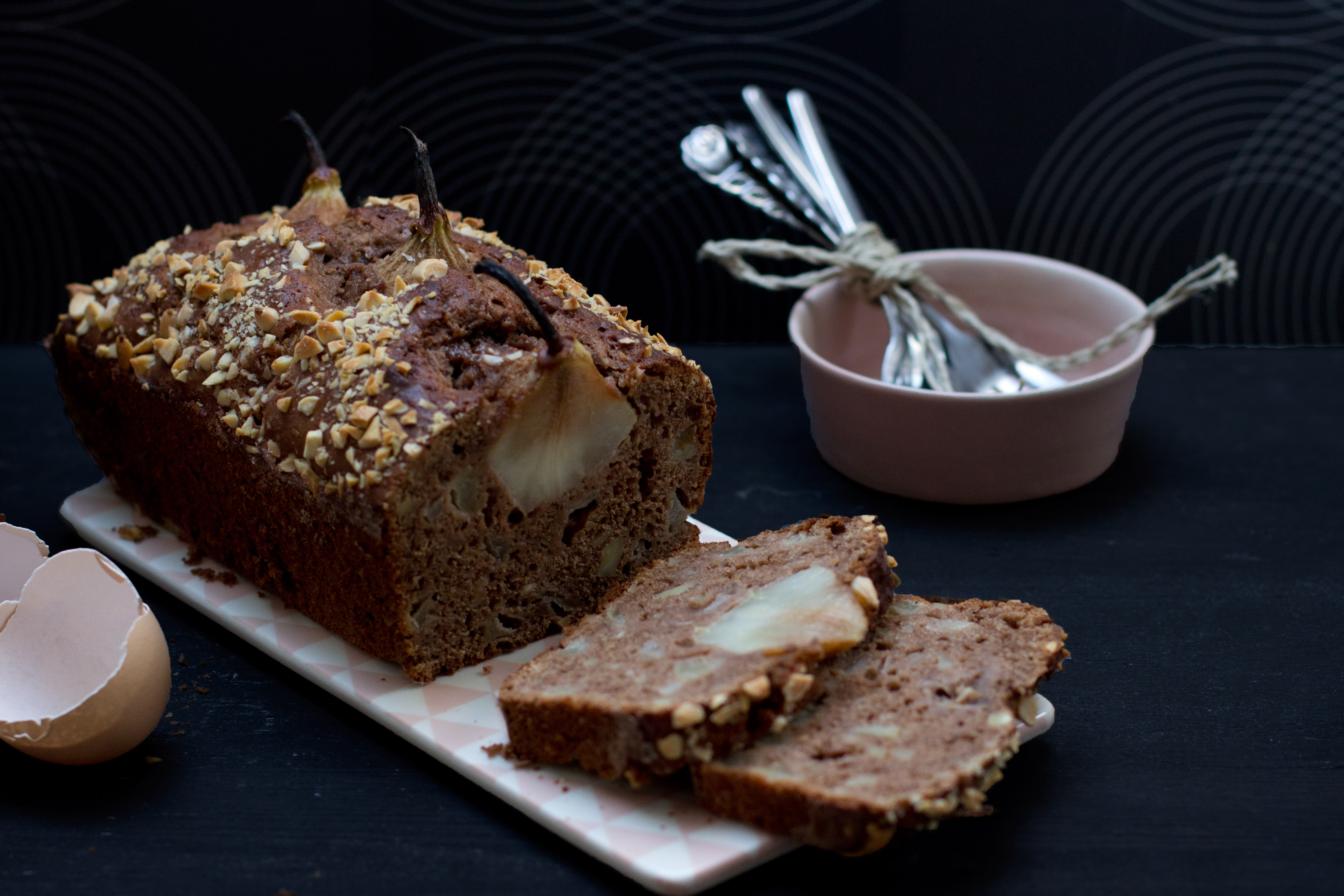 juicy-pear-almond-cake