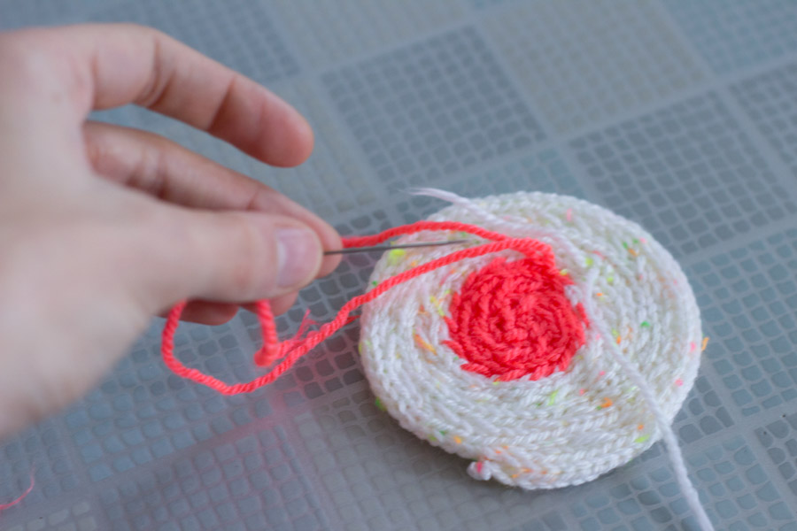 knitting-jenny-coaster-sewing