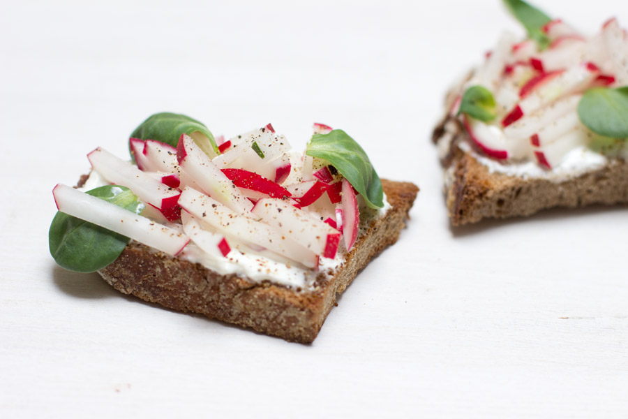 radish garnished bread healthy office lunch