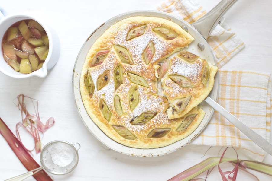 Rhubarb semolina pancake | LOOK WHAT I MADE ...